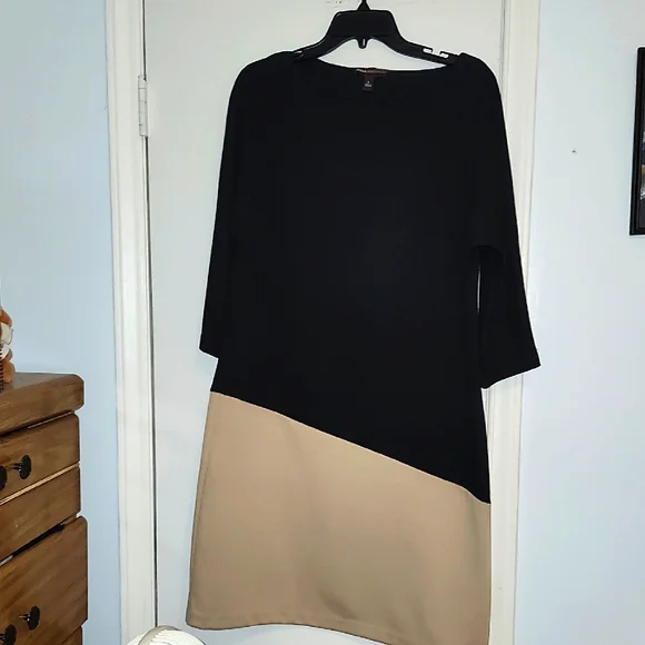 Dana Buchman Black and Tan Asymmetrical Sheath Dress Large - Picture 1 of 5